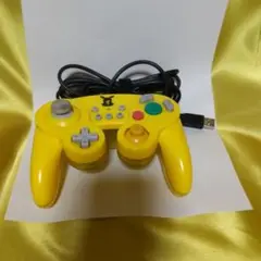 ピカチュウ USBゲームパッド イエロー