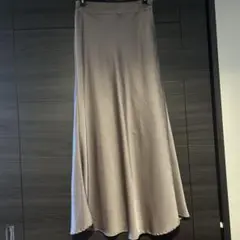 サテンスカートM 未使用