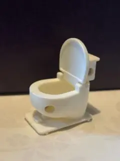 トイレ型おもちゃ ホワイト プラスチック