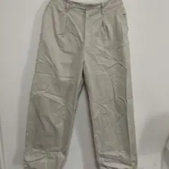 UNIQLO U ベージュ チノパン