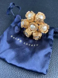 Item thumbnail for item e2db59bc-5b01-40bb-ae99-fab8fd3a3833