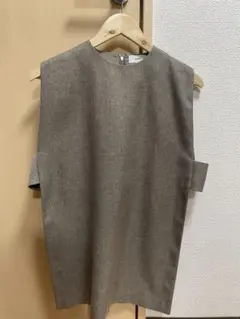 HYKE ノースリーブ ブラウントップス