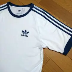 廃盤　人気カラー　アディブルー　アディダス　オリジナルス　リンガー　Tシャツ