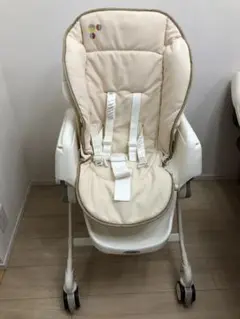コンビ ルシエス オートスイング テーブルあり