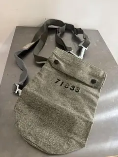 Item thumbnail for item 26b85935-76fb-425c-8588-93ee9f43f41d