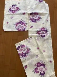 浴衣　単品　白地にコスモス♡柄　ピンク紫