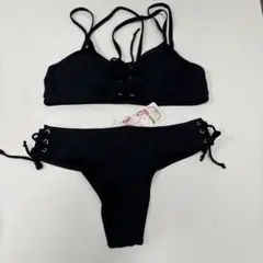黒のセパレート水着・ビキニ