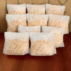 ♣︎33 削りたてをお届けします　ヒノキチップ　ヒノキおがくず10袋　かんなくず