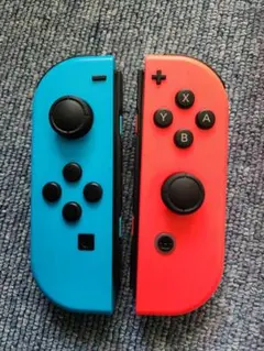 Nintendo Switch Joy-Con 青と赤
