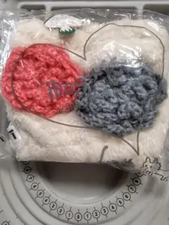 Item thumbnail for item 2cae729f-4df4-4e4e-a553-2cb41170358b