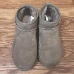 Item thumbnail for item 3c0c9466-b59f-46e9-b29d-1bd939b349dc