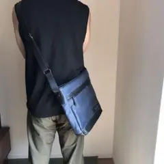 フィセブレイブ メンズ　ショルダーバッグ