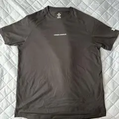 UNDER ARMOUR ブラック Tシャツ