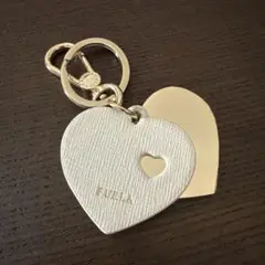 FURLA ハート型 キーホルダー ホワイト 白