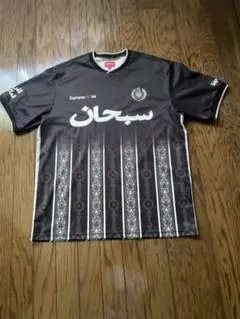 Supreme Arabic Logo Soccer Jersey 最安値 Supreme Arabic Logo Soccer Jersey - Red, Size Medium