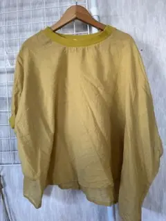 マスタード色 バルーン袖 Tシャツ
