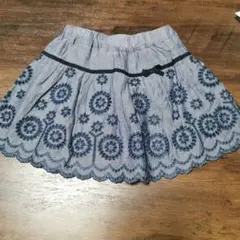 ベベ　スカート　90cm