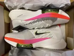 【新品未使用】nike エア ズームテンポ ネクスト% フライニット
