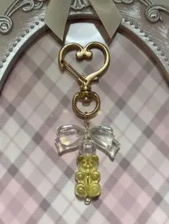 ベアグミリボンチャームストラップ