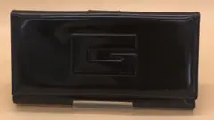 GG077 GUCCI グッチ パテントレザー インターロゴ 2つ折り長財布