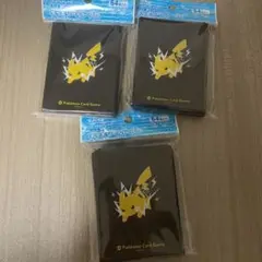 新品、未開封！　ポケモンカード　デッキシールド　プロ　スリーブ　ピカチュウ