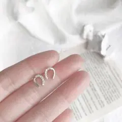 126 ハーフホースシューピアス ジルコニア シルバーカラー