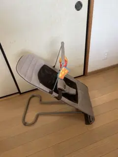 リッチェル　バウンシングシート　おもちゃ付きR【ブラウン】
