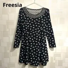 Freesia ワンピース　猫