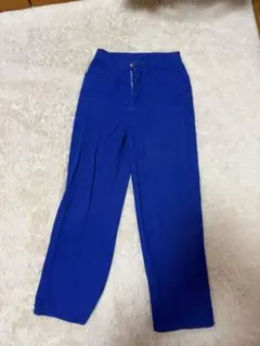カラーパンツ　青色　ブルー　デニムパンツ　シーイン　SHEIN ワイドパンツ