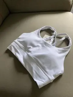 Lululemonスポーツ- LululemonレモンホワイトサイズですM