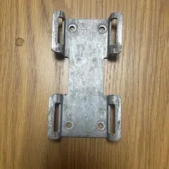押しボタン箱用取り付け金具