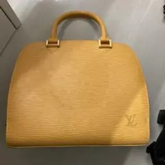 ルイヴィトン エピ ポンヌフ M52059 バッグ