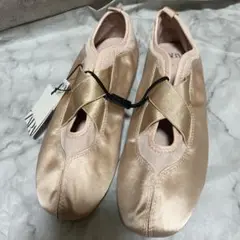 【新品】ZARA サテンフラットシューズ　流行バレエシューズ　ピンク　38