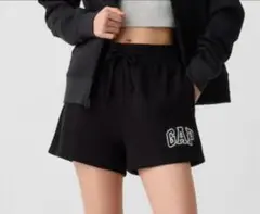 未使用　GAP ロゴショートパンツ　スウェット　Ｌ　ブラック