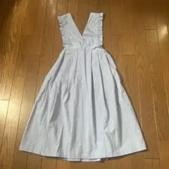 子供服　水色フリルVネックジャンバースカート　150cm ズッパディズッカ
