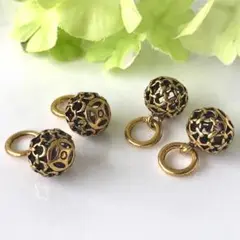 Item thumbnail for item 3b3ef982-857c-46cb-89c8-bdd07d6e8ec2