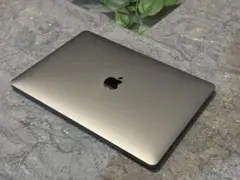 Apple MacBook Pro