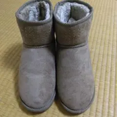 Item thumbnail for item 69696ee2-6cb1-45c4-972c-38d6c207abcc