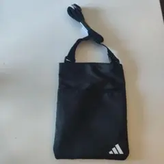 アディダスショルダーバッグブラックサコッシュスマホケースadidasポーチ