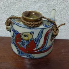 新垣菊作　壷屋焼　抱瓶 酒次　徳利　酒器　水筒　置物　琉球　沖縄　壺屋焼 新垣菊作 壷屋焼 抱瓶 酒次 徳利 酒器 水筒 置物 琉球 沖縄 壺屋焼