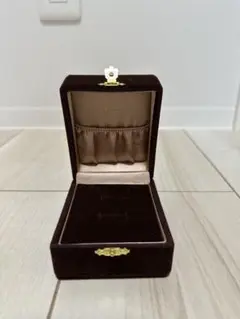 ete アクセサリーケース ダークブラウン
