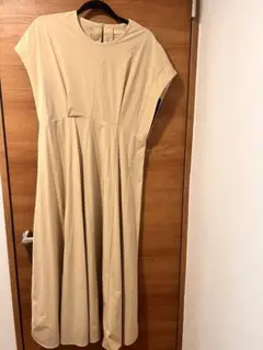 【美品】LUCA/LADY LUCK LUCAベージュ 半袖ロングワンピース