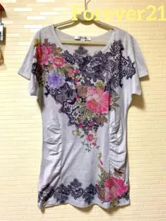 forever21【レア】花柄Tシャツ
