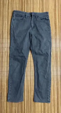 Levi's グレー スリムフィットデニム　W29/L32
