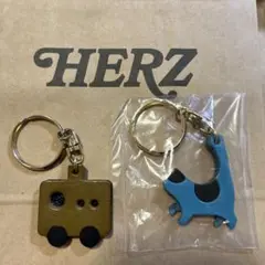 ヘルツ　HERZ セルリアンブルー猫・パスモキーホルダー