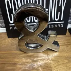 置物　イニシャルオブジェ　&
