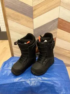 バートン ブーツ モト MOTO アジアンフィット