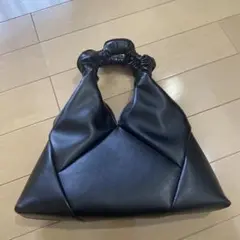 三角形デザイン ハンドバッグ 黒