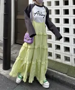 Item thumbnail for item 1dc8ffa7-52d4-4db9-8b8b-fb1d9fa45c84