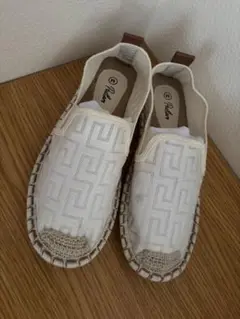 エスパドリーユスタイルのホワイトスリッポンM 美品